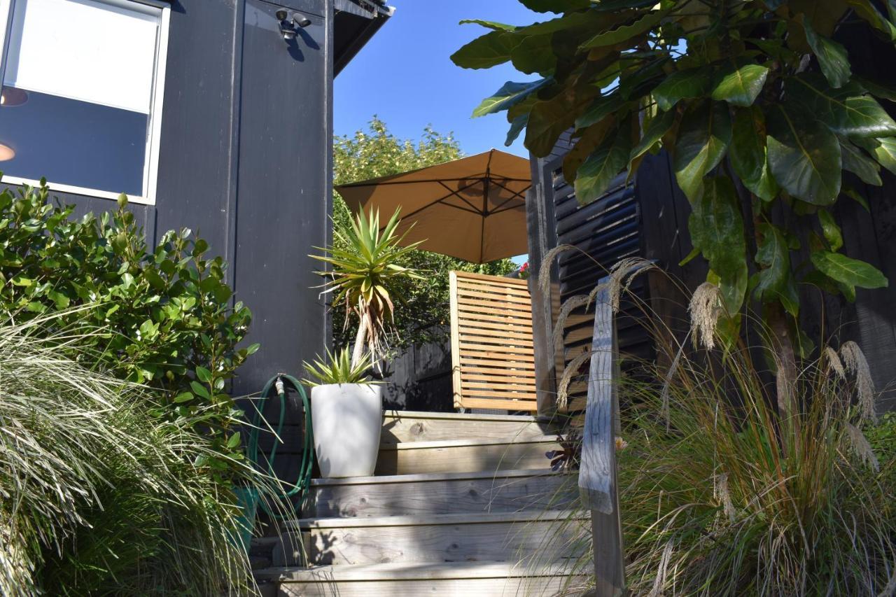 Boutique Beachside Studio Paraparaumu Beach Exterior photo