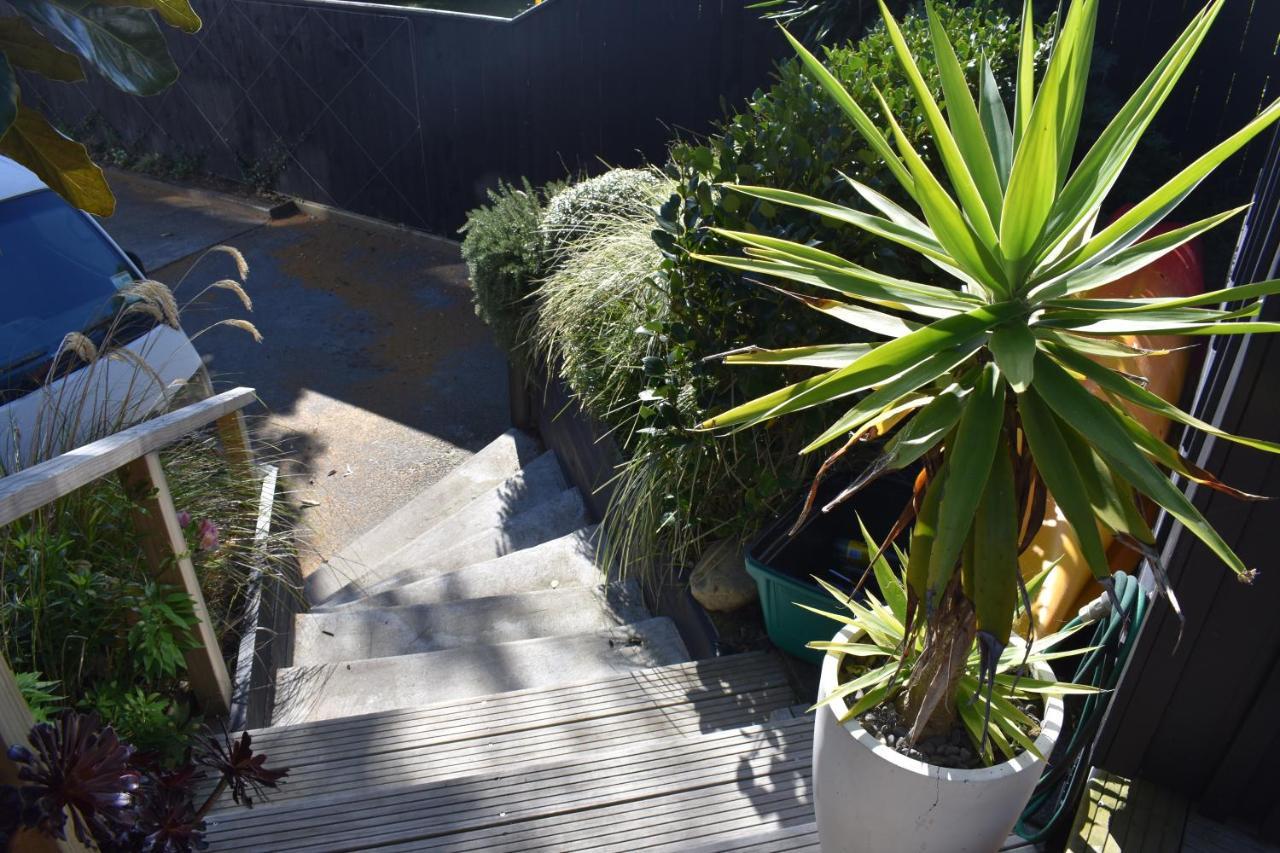Boutique Beachside Studio Paraparaumu Beach Exterior photo