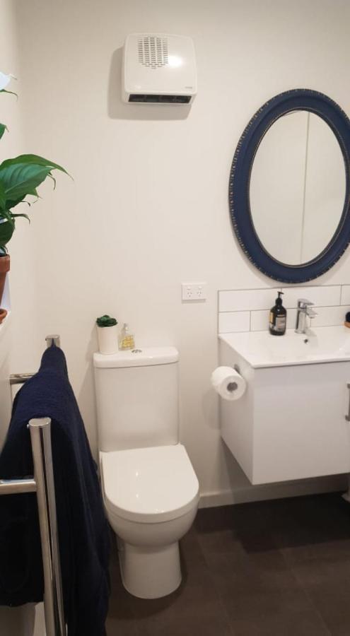 Boutique Beachside Studio Paraparaumu Beach Exterior photo